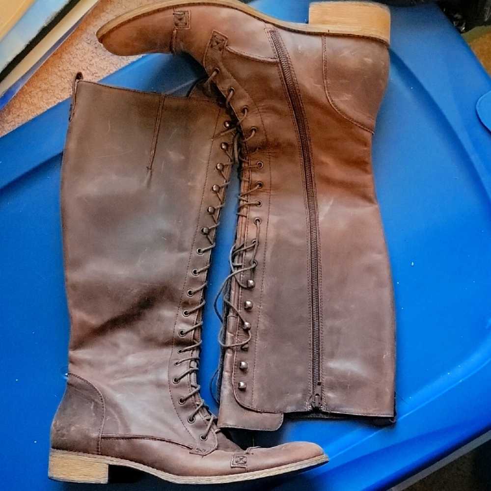 Charles David 8.5 Brown Leather Knee-High Boots
